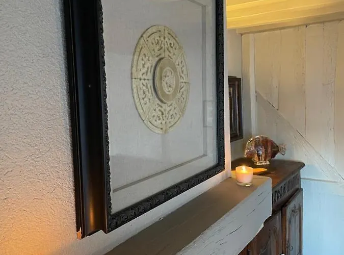 Апартаменты La Maison St Jean *